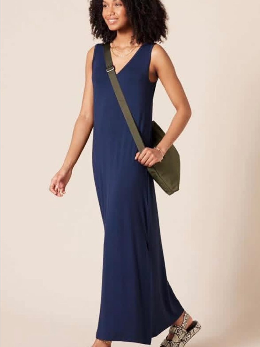 Source Unknown Navy V-Neck Sleeveless Maxi Dress